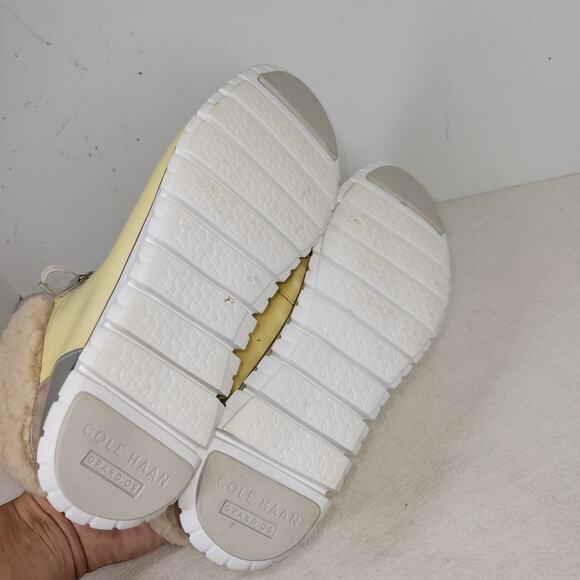 Cole Haan Boots Womens 8 B Cream Zerogrand Patent Leather Sherpa Waterproof - Picture 7 of 12